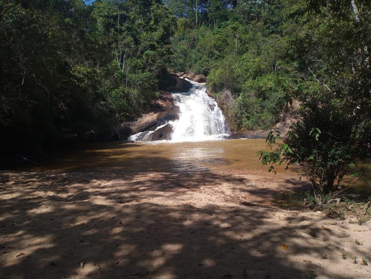 Casa De Campo Banheira, Lareira E Cachoeira بيدرا أزول المظهر الخارجي الصورة